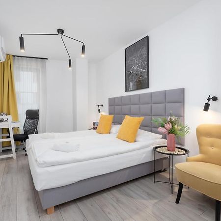 Studio Miodowa Krakow Kazimierz By Renters Daire Dış mekan fotoğraf